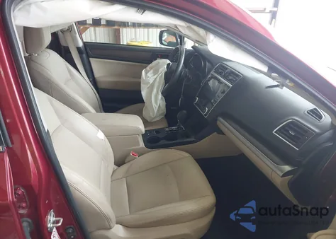 2018 Subaru Outback 3.6R Limited z USA, uszkodzony, nr VIN 4S4BSENC3J3203155